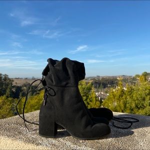 ❌ SOLD ❌ Black suede Sam Edelman OTK boots